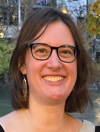 Nicole Frei aus Zürich, Nachhilfe